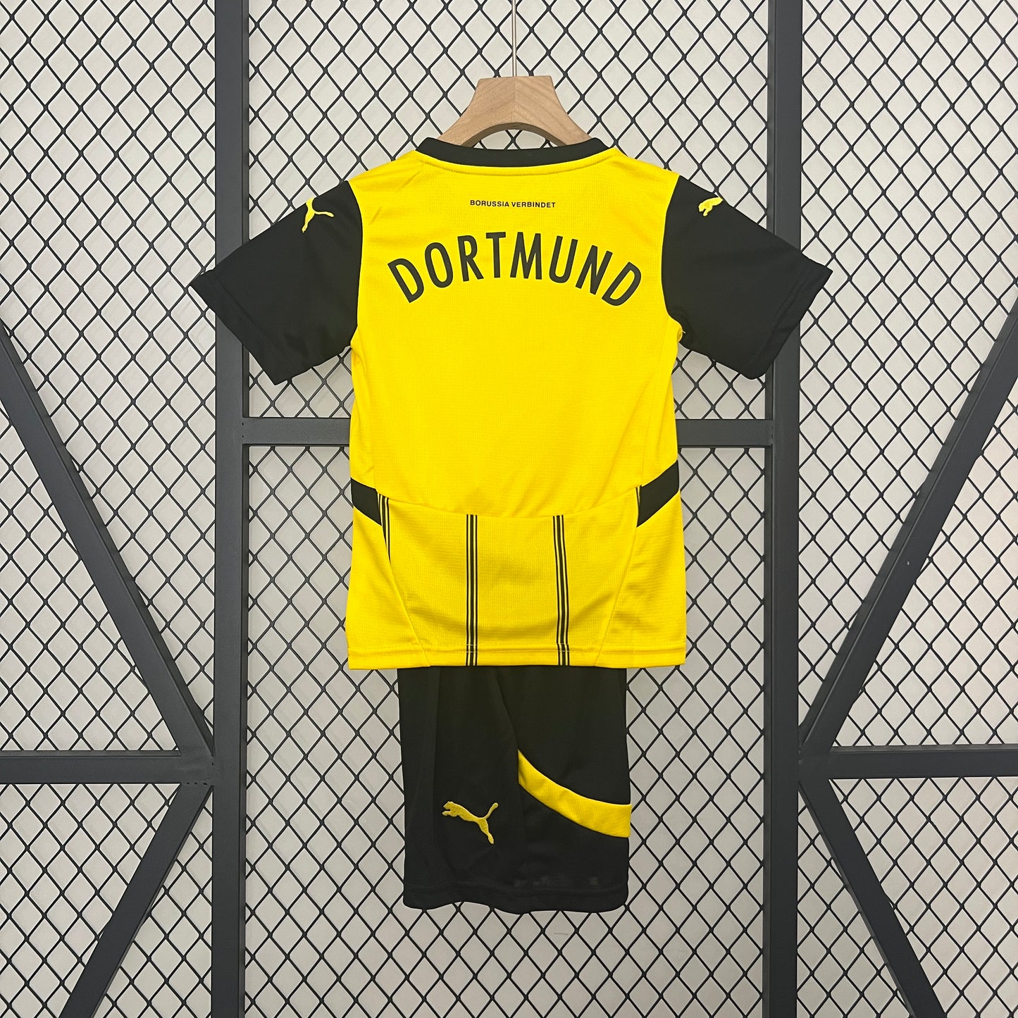 Kit Football Enfant Borussia Dortmund Domicile 2024/2025