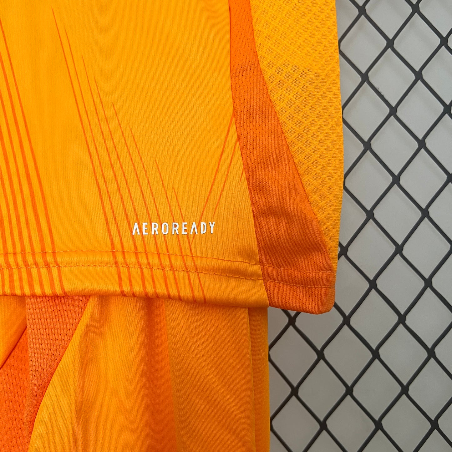 Kit Football Enfant Real Madrid Extérieur 2024/2025