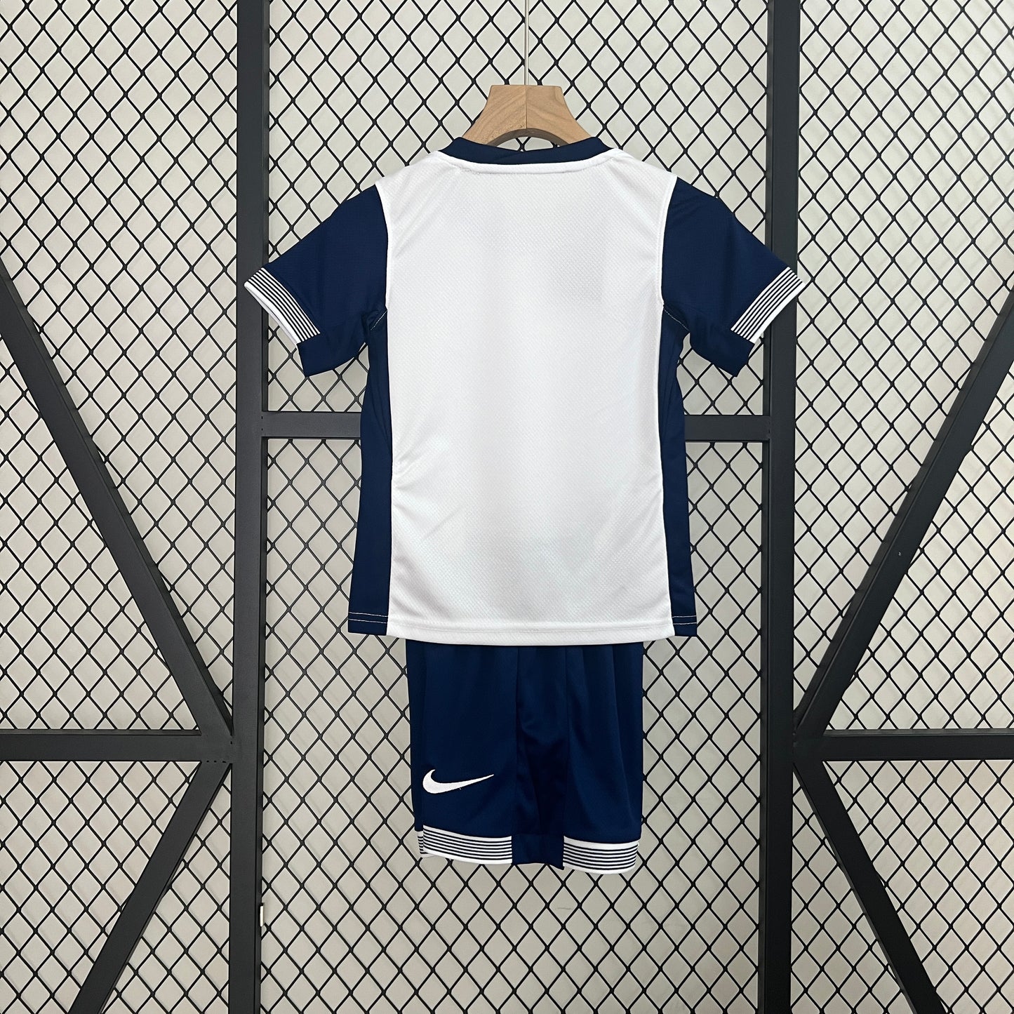 Kit Football Enfant Tottenham Hotspurs Domicile 2024/2025