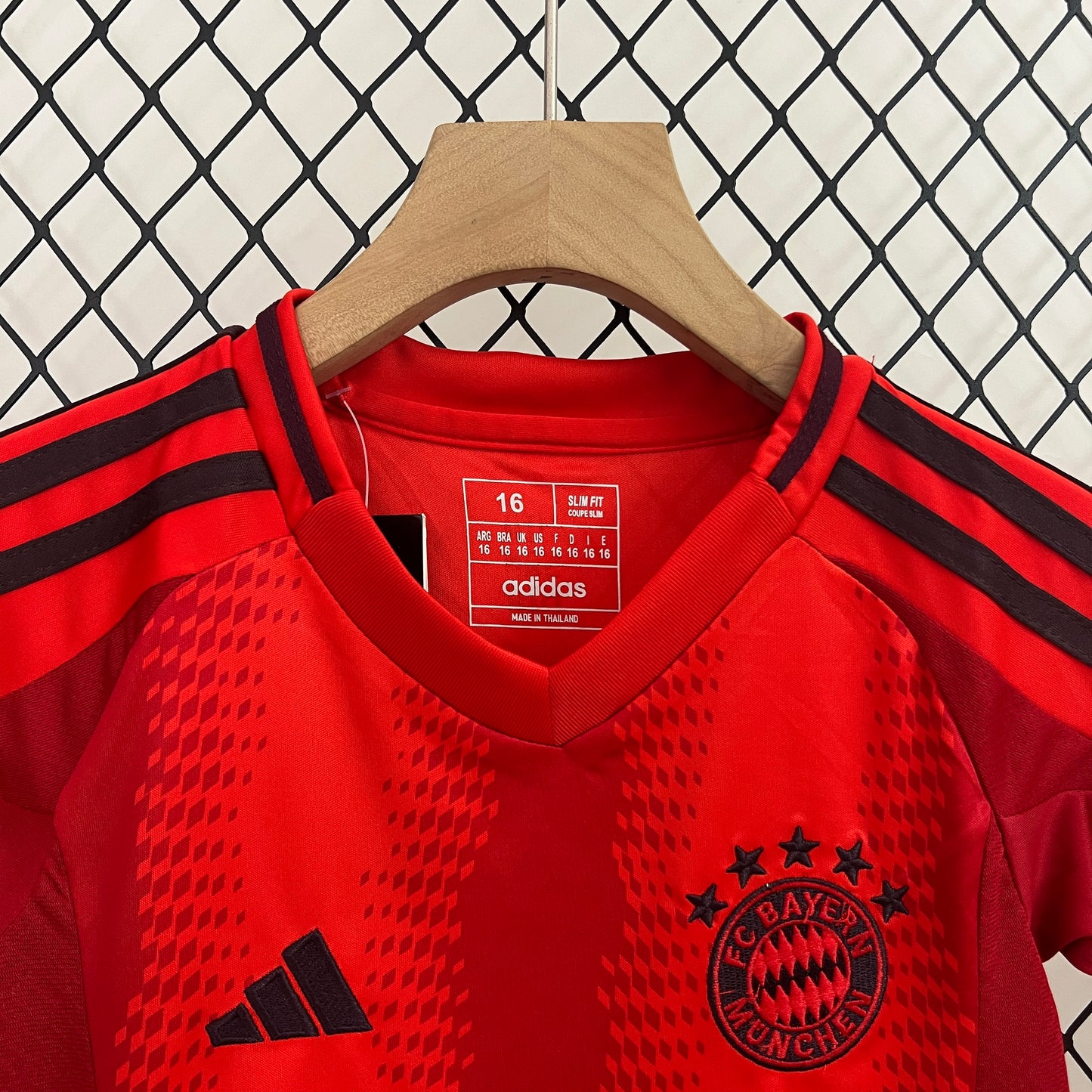 Kit Football Enfant Bayern Munich Domicile 2024/2025