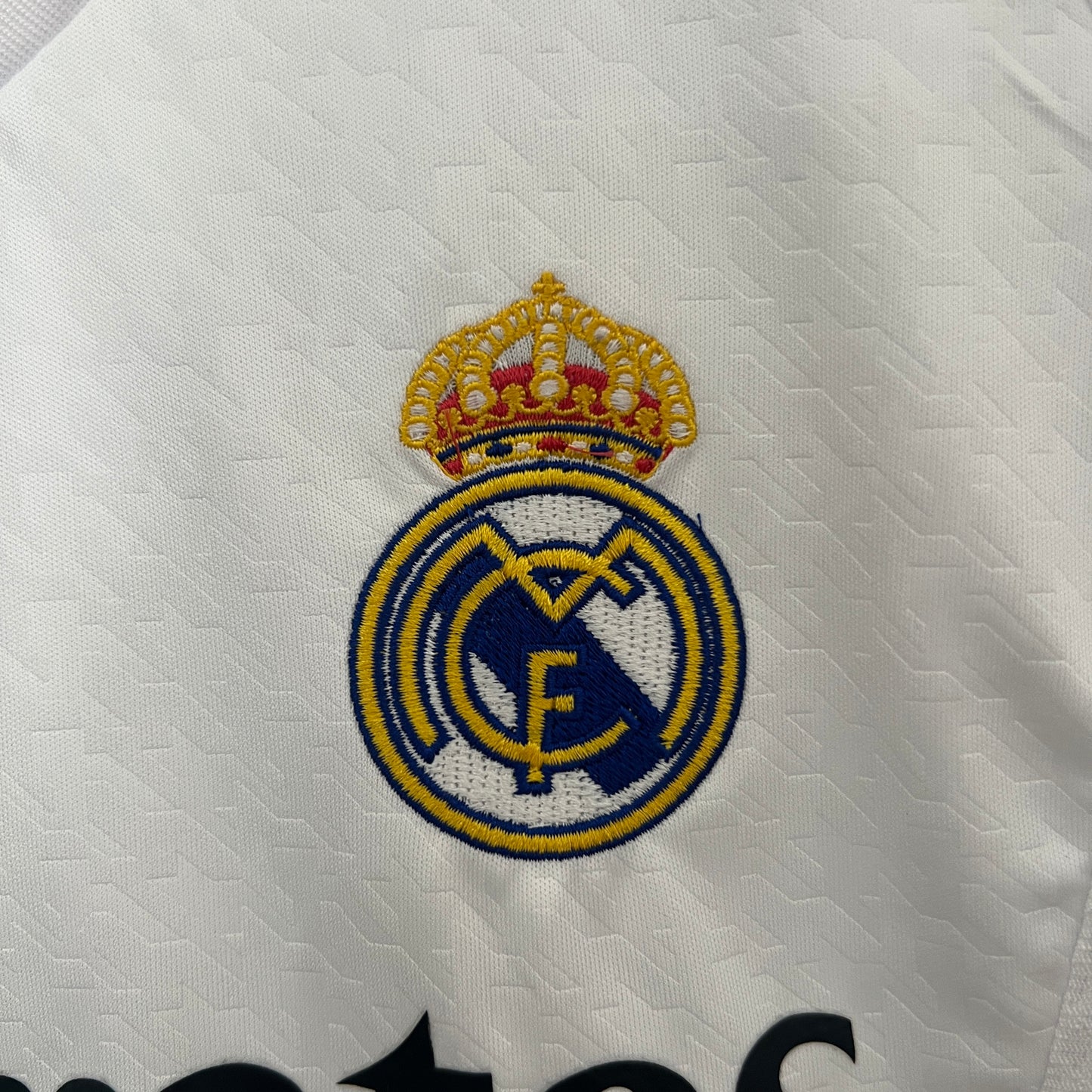 Kit Football Enfant Real Madrid Domicile 2024/2025