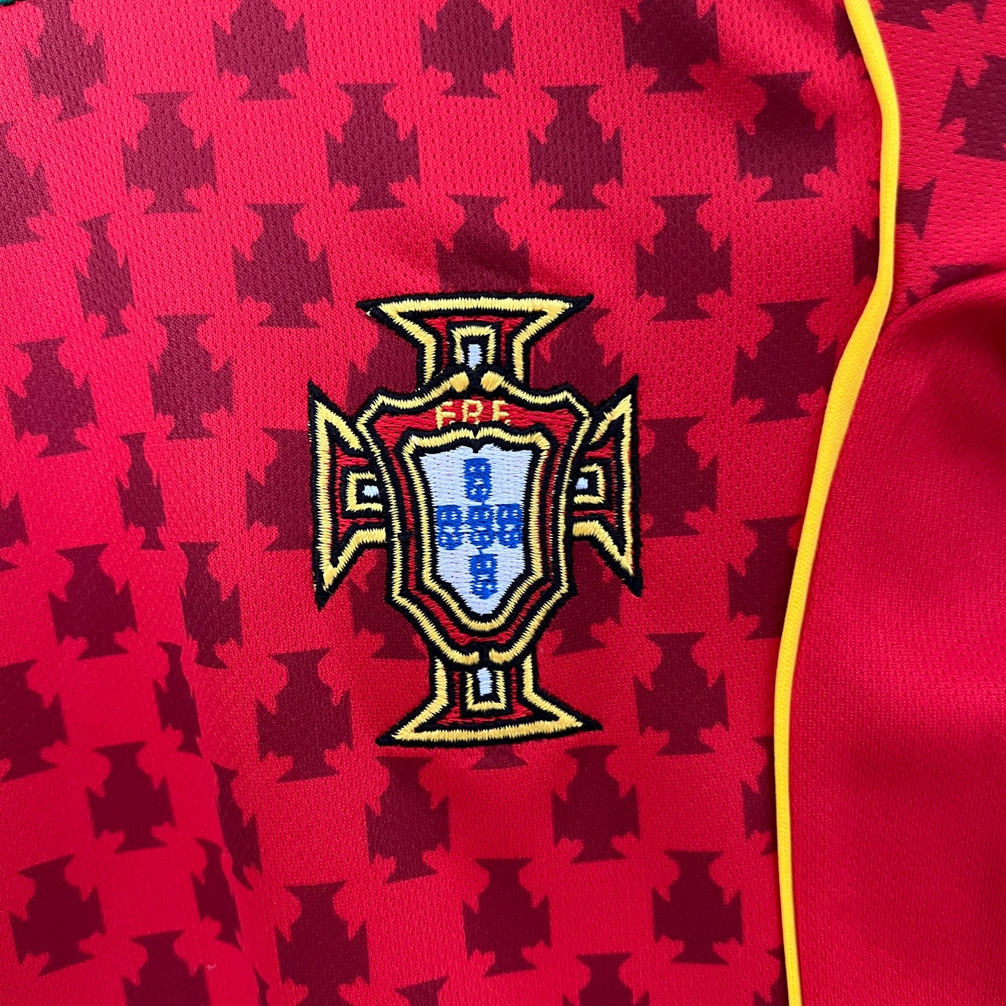 Kit Football Enfant Rétro Portugal Domicile 2004