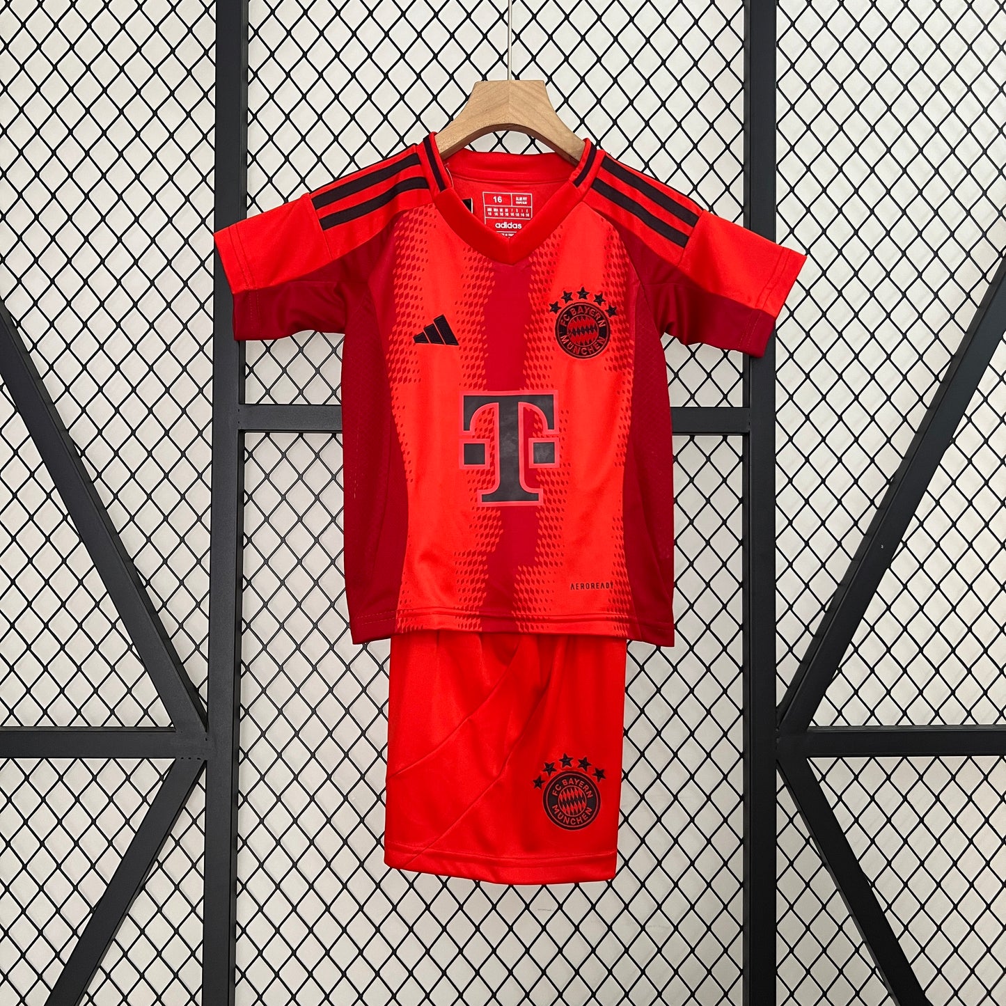 Kit Football Enfant Bayern Munich Domicile 2024/2025