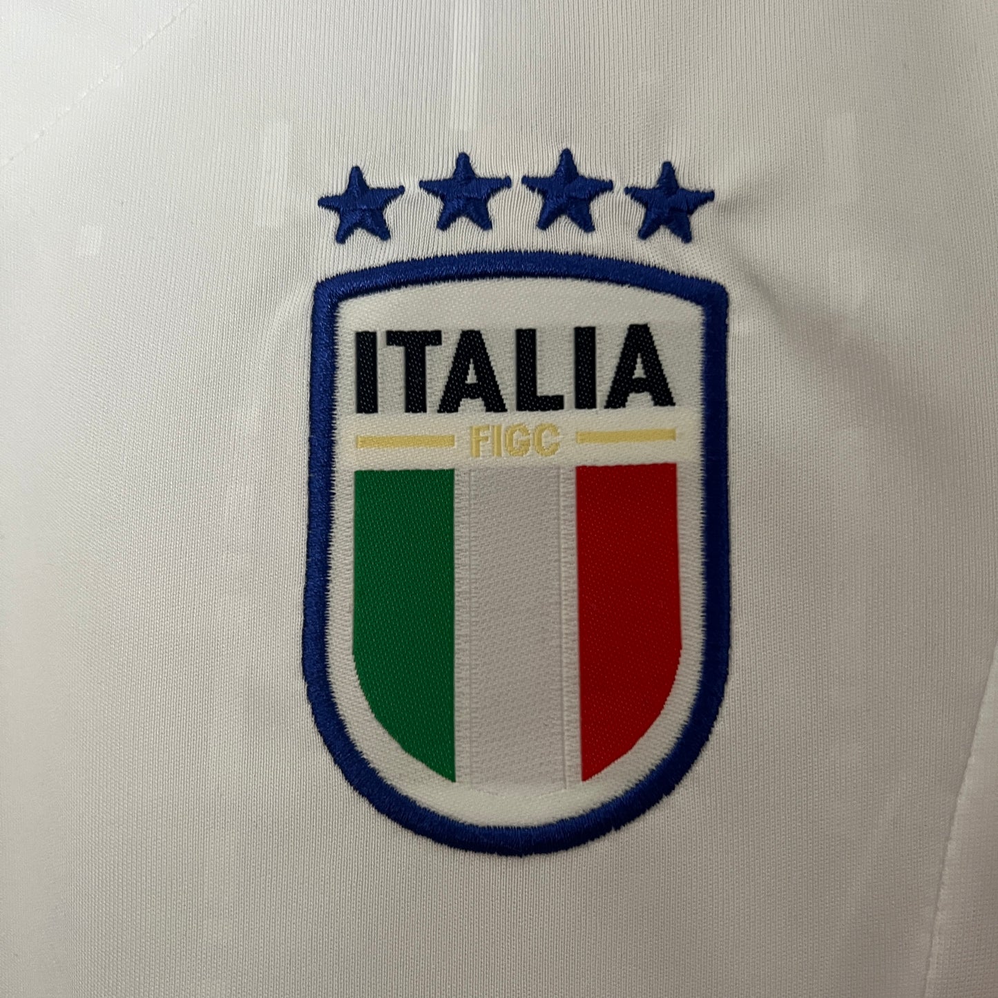 Kit Football Enfant Italie Extérieur 2024