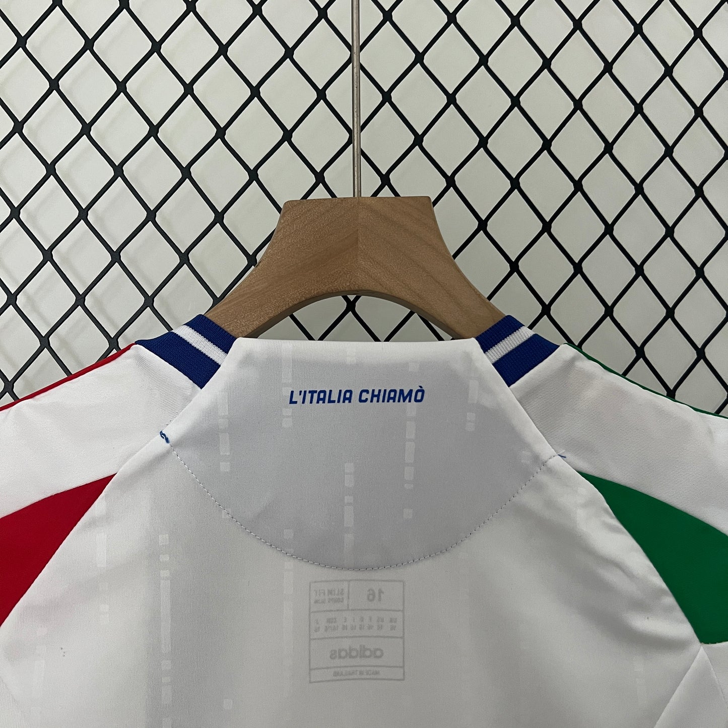 Kit Football Enfant Italie Extérieur 2024