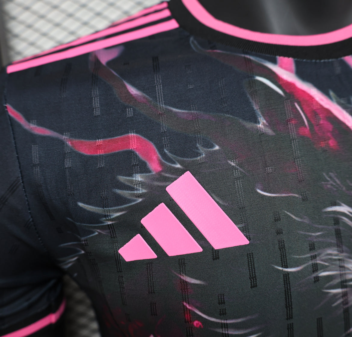Maillot spécial Dragon Rose Japon