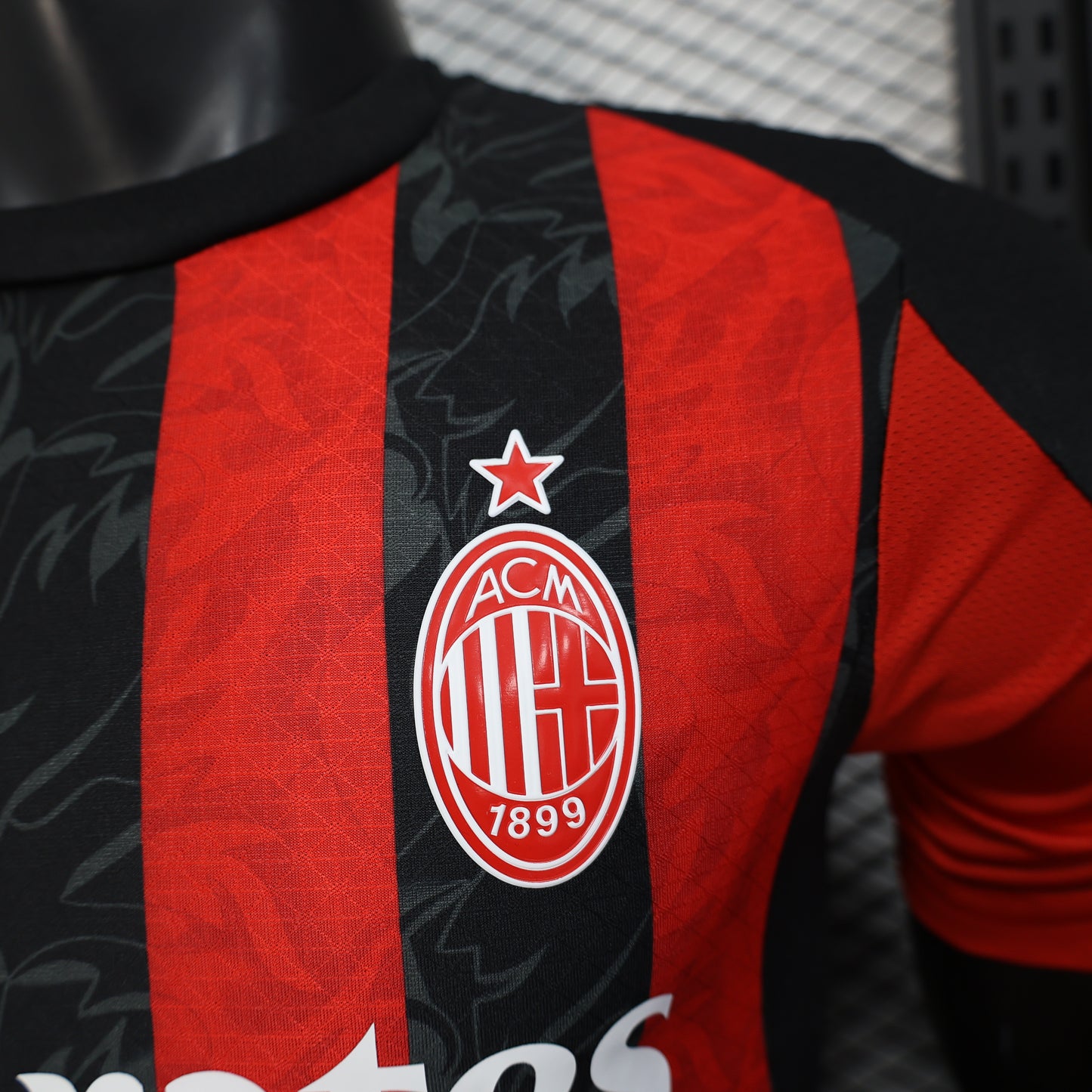 Maillot domicile AC Milan 2025-2026