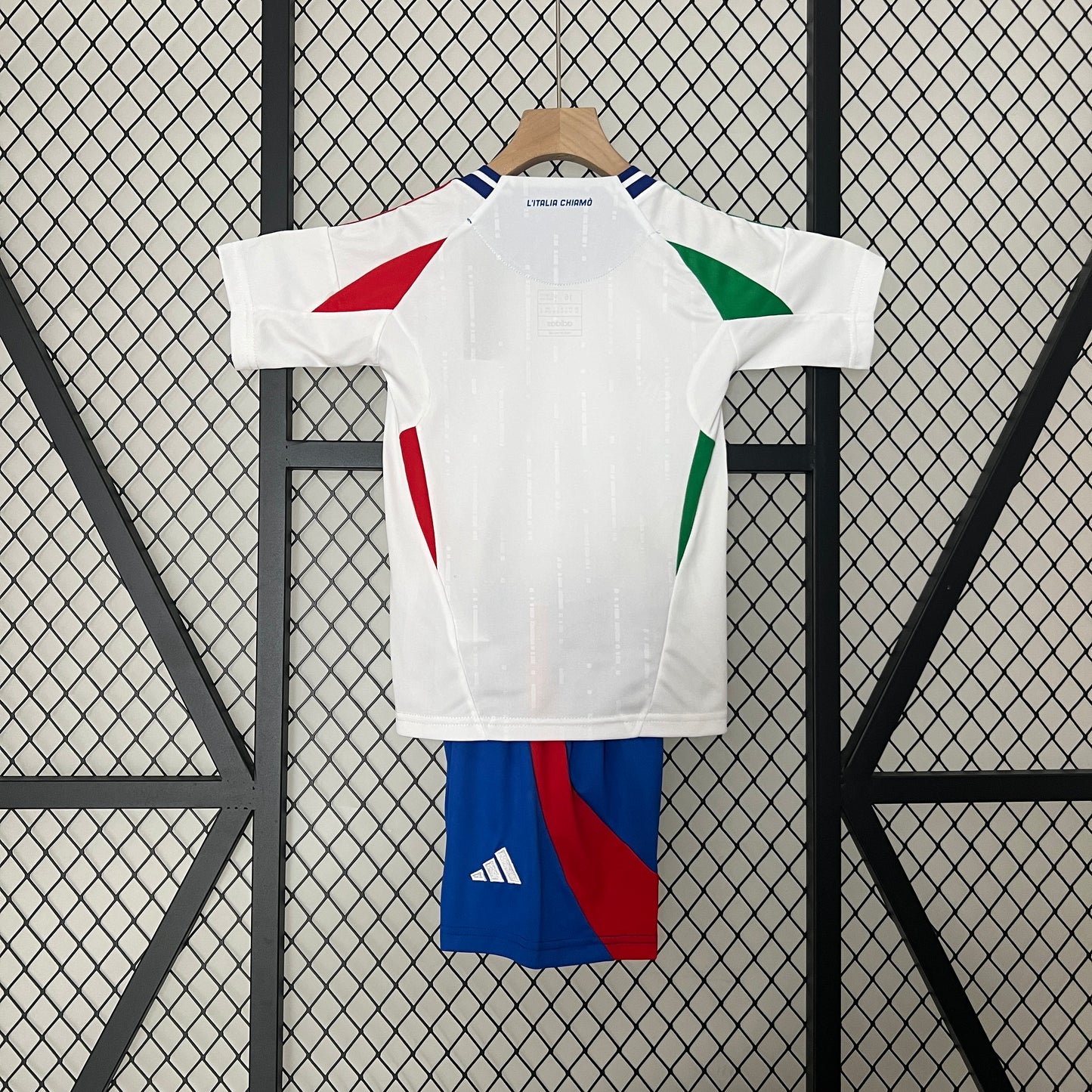 Kit Football Enfant Italie Extérieur 2024