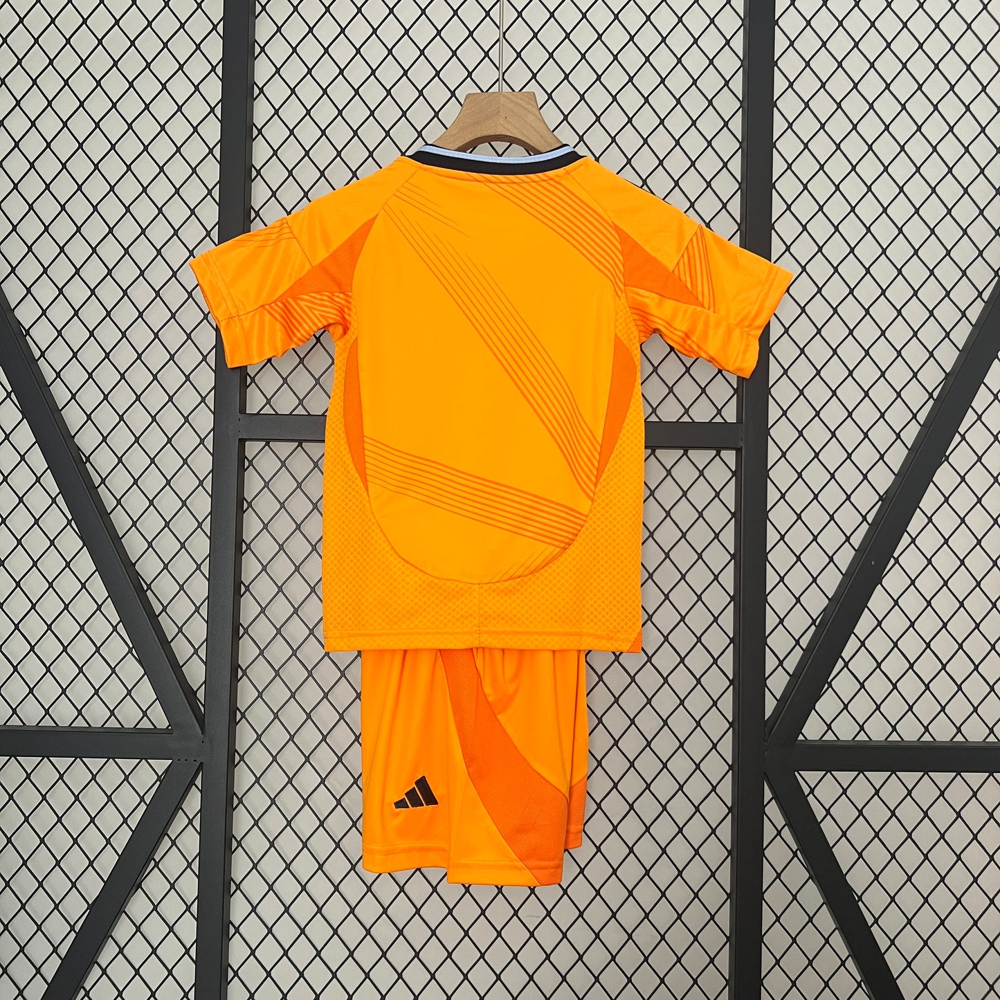 Kit Football Enfant Real Madrid Extérieur 2024/2025