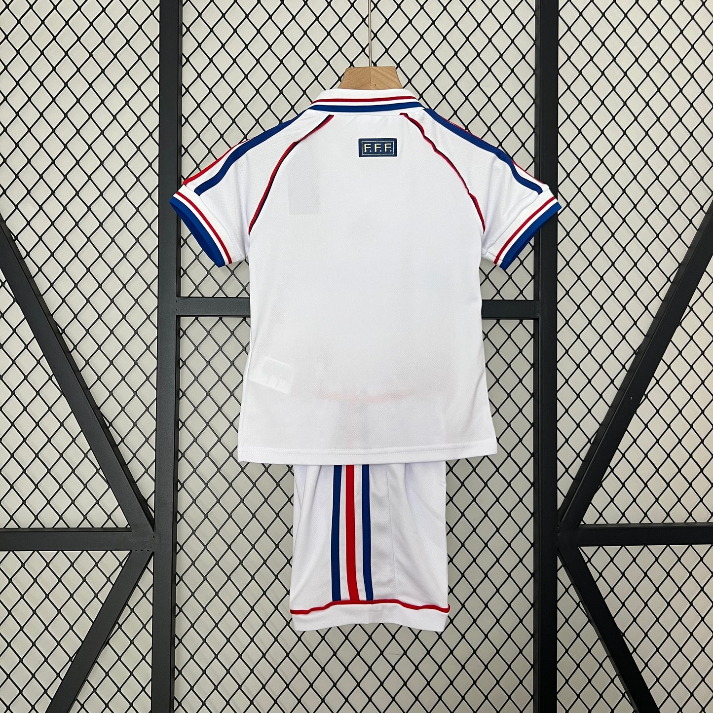 Kit Football Enfant Rétro France 98 Extérieur
